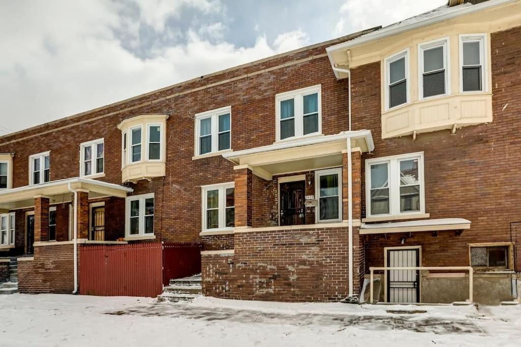 Luxe Mid-Century Styled Historic Townhouse #1 Villa Detroit Exterior photo