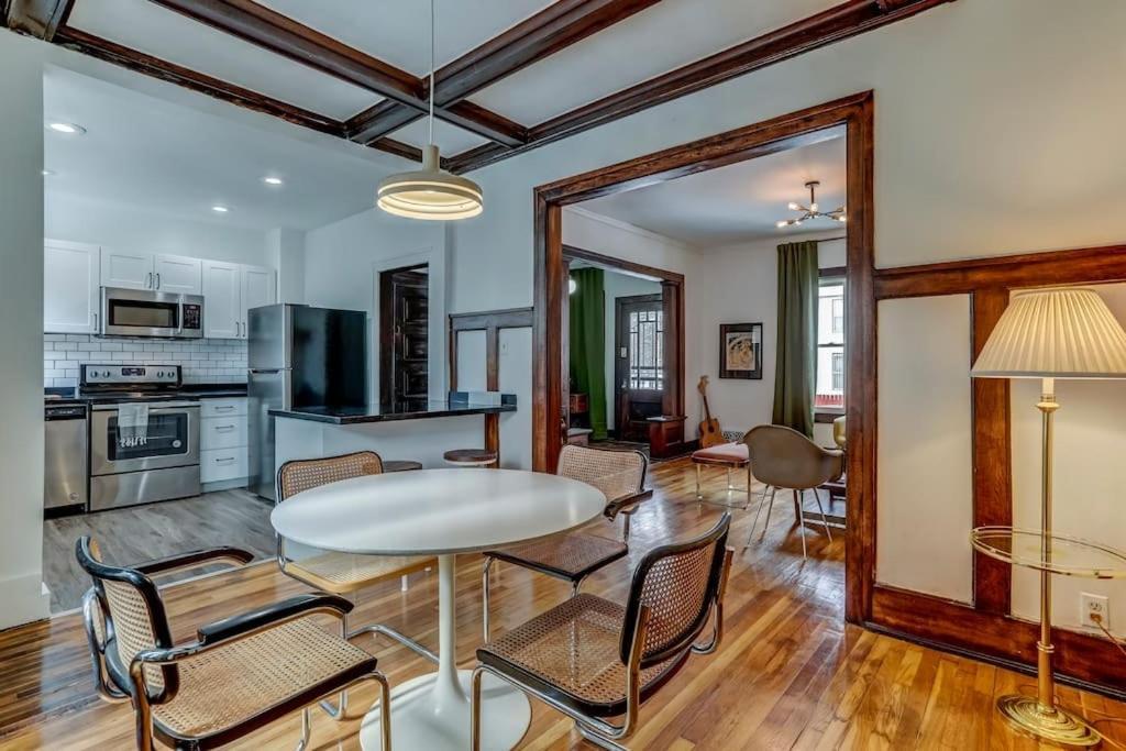 Luxe Mid-Century Styled Historic Townhouse #1 Villa Detroit Exterior photo